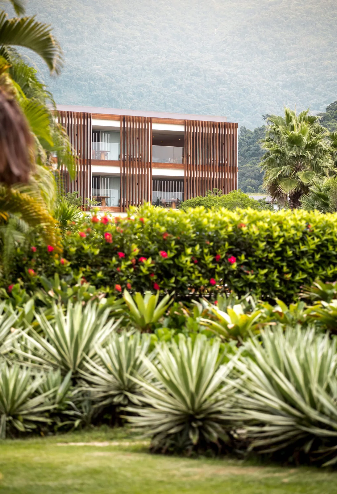 Fachada de villa do condomínio do Hotel Fasano em Angra dos Reis