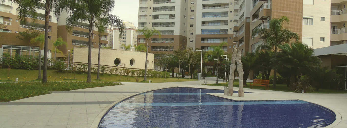 Área de lazer e torres do Grand Club Vila Ema